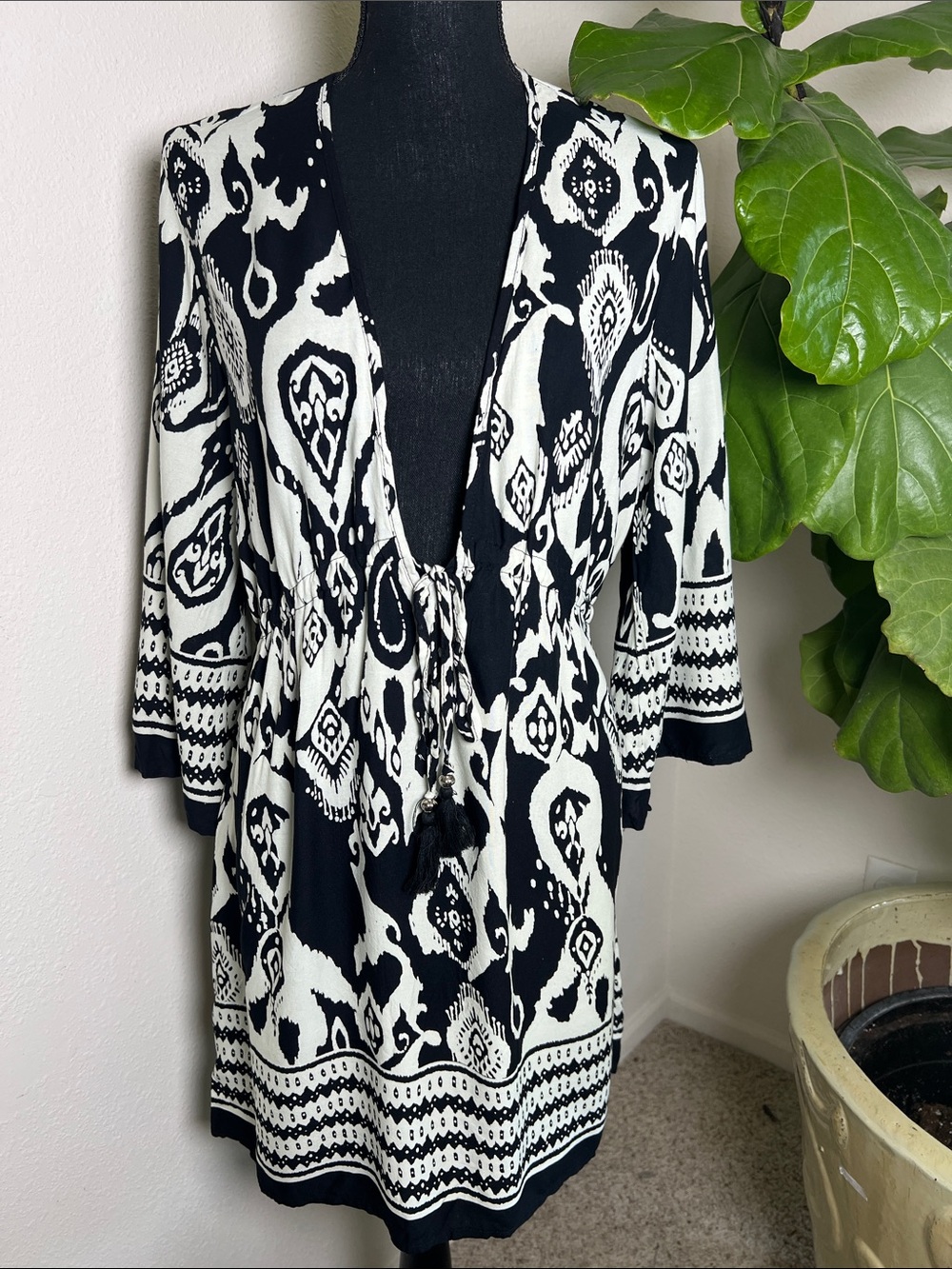 Blue Island Women’s Black White Accent Pullover Beach Deep V-Neck Coverup Dress